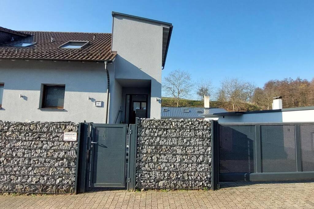 Grosse Tolle 4 Zimmer Ferienwohnung Im Herzen Des Odenwaldes Mörlenbach Eksteriør billede
