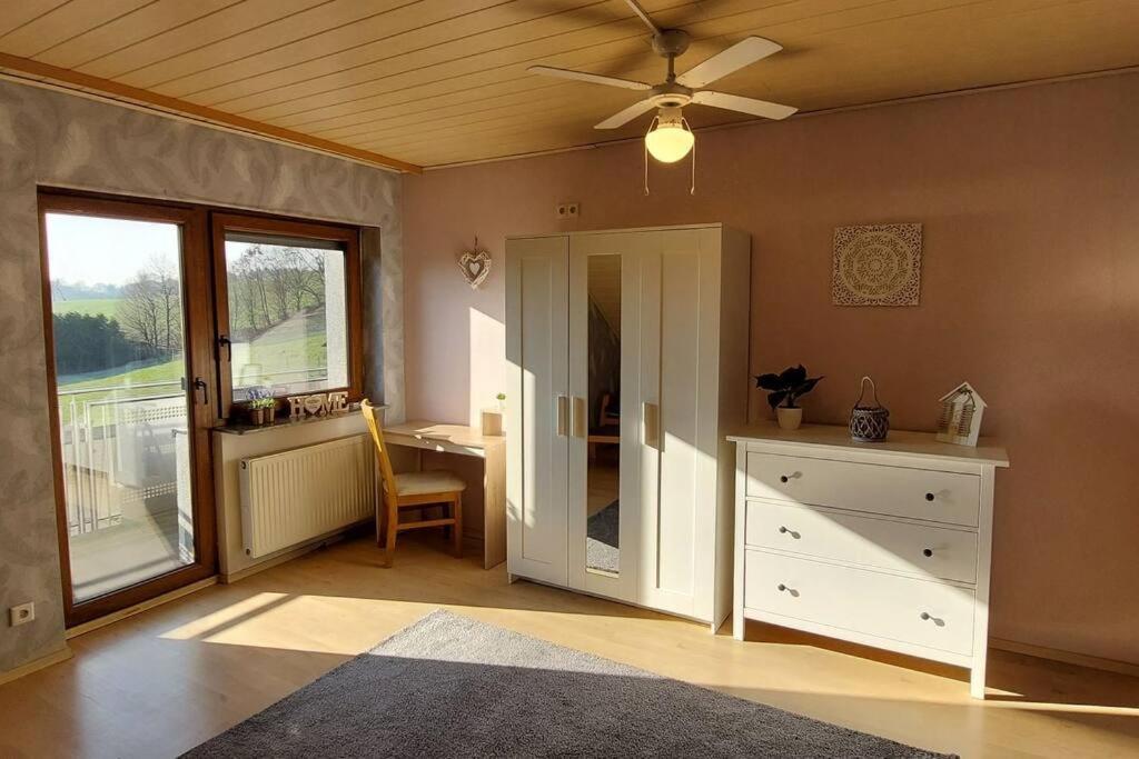 Grosse Tolle 4 Zimmer Ferienwohnung Im Herzen Des Odenwaldes Mörlenbach Eksteriør billede