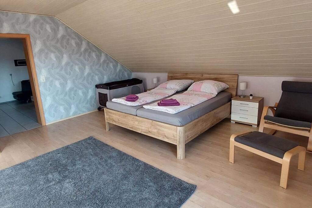Grosse Tolle 4 Zimmer Ferienwohnung Im Herzen Des Odenwaldes Mörlenbach Eksteriør billede