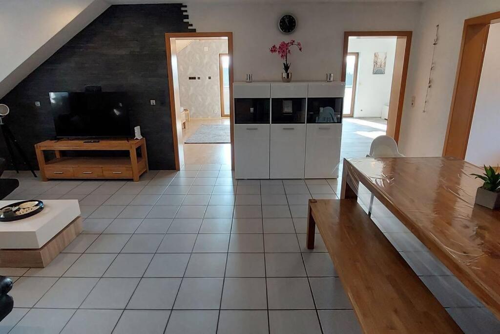 Grosse Tolle 4 Zimmer Ferienwohnung Im Herzen Des Odenwaldes Mörlenbach Eksteriør billede