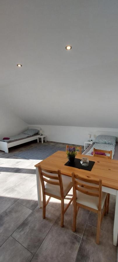 Grosse Tolle 4 Zimmer Ferienwohnung Im Herzen Des Odenwaldes Mörlenbach Eksteriør billede
